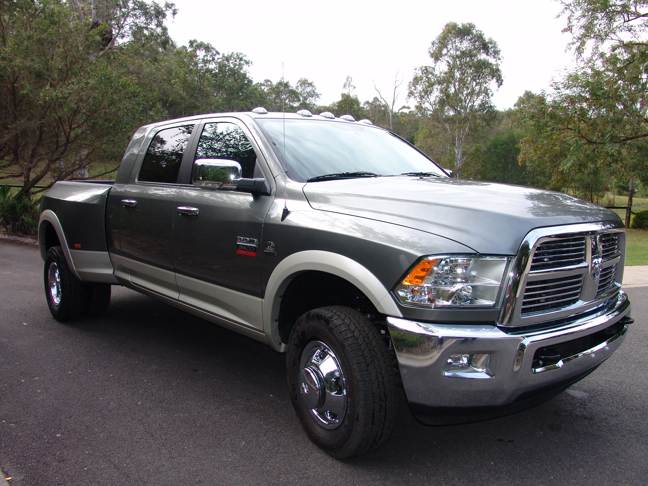 Dodge-Ram-2500-3500 - Image 1